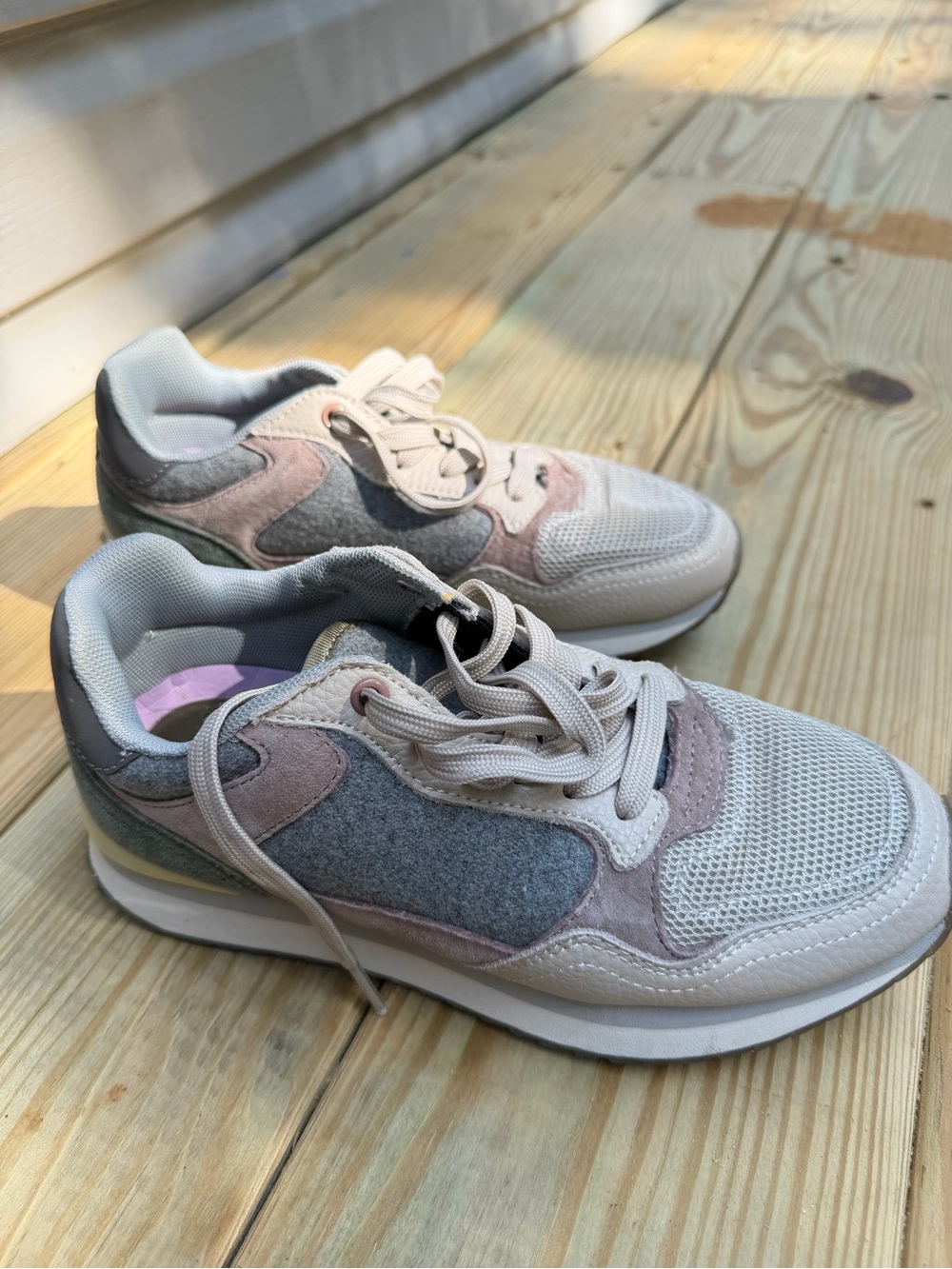 HOFF Oxford Gray Pink Suede Mesh Colorblock Sneakers Women’s Size 6